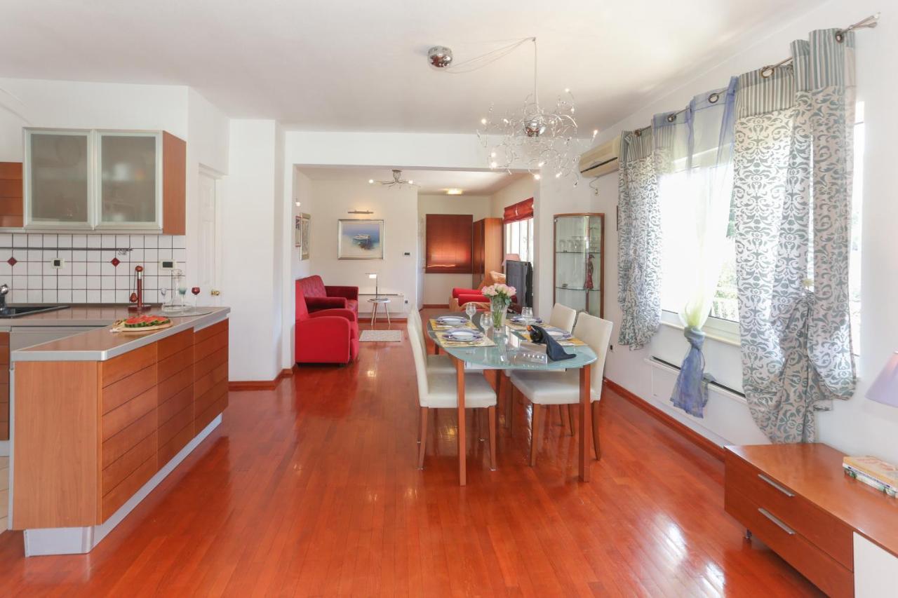 Casa Zorana-Alba Apartments Τρογκίρ Εξωτερικό φωτογραφία